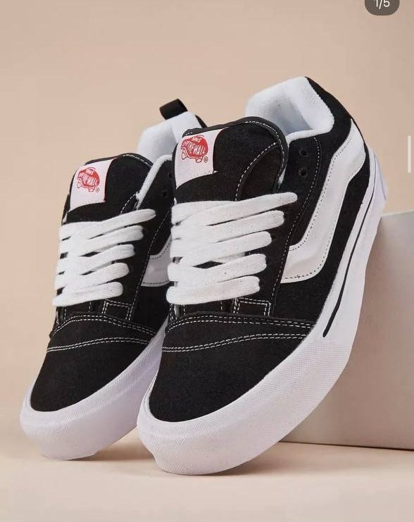 Vans Knu Skool